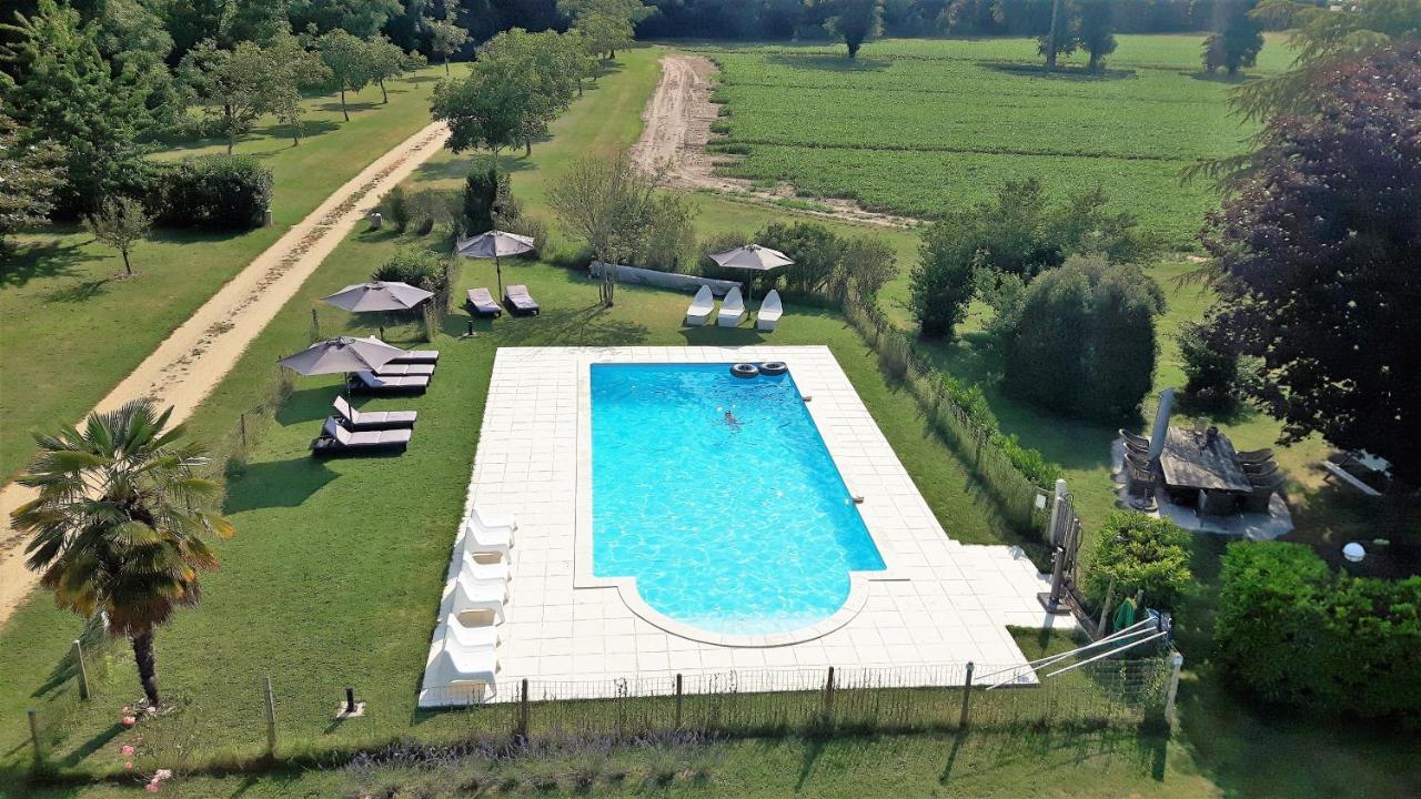 Chateau La Mothaye - Self Catering Apartments With Pool In The Loire Valley Les Bois-d'Anjou Экстерьер фото